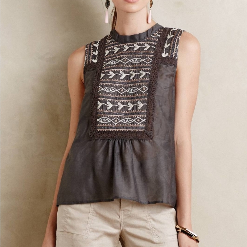 Anthropologie Tiny Boho Casual Embroidered Top M